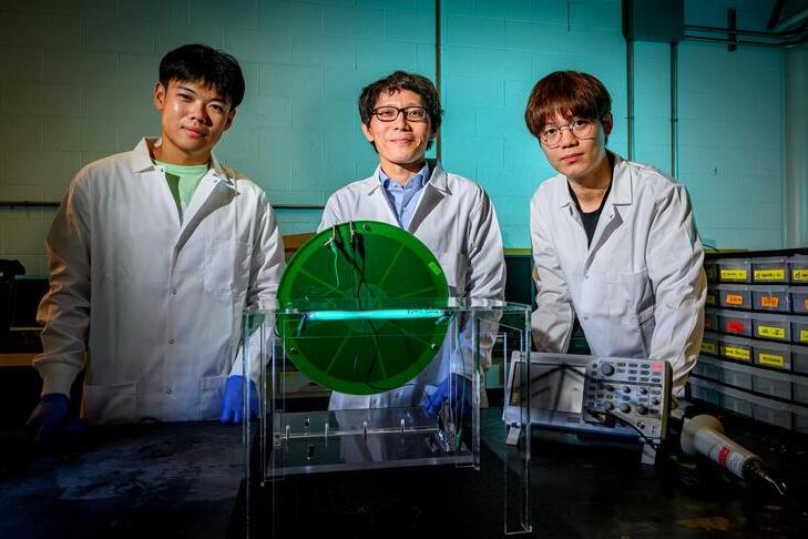 The team included, from left, doctoral student Zachary (Zhenhui) Jin, food safety and engineering professor Yi-Cheng Wang and graduate student Longwen Li.  Photo by UI NEWS BUREAU/FRED ZWICKY